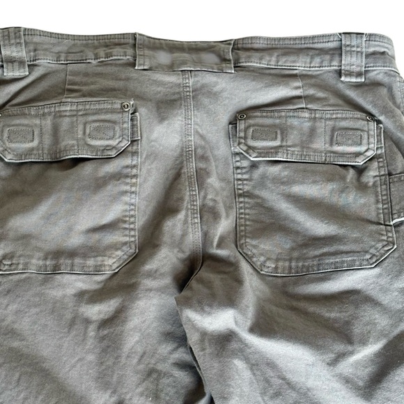 Duluth Flex Firehose Gray Cargo Pants 36x30 - Picture 9 of 15